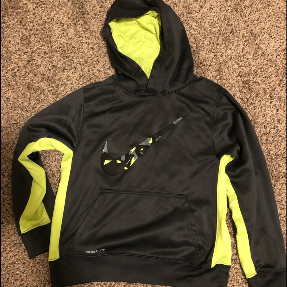 Nike Thermafit boys Hoodie